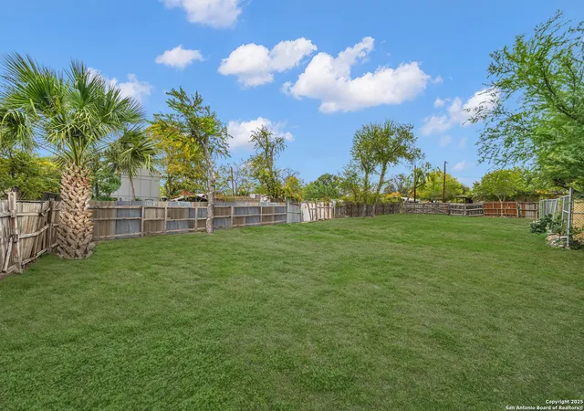 Photo 1 of Land for sale at 919 Saint Anthony, San Antonio, TX 78210 | MLS# 1925542 | Listing updated on 2026-05-12