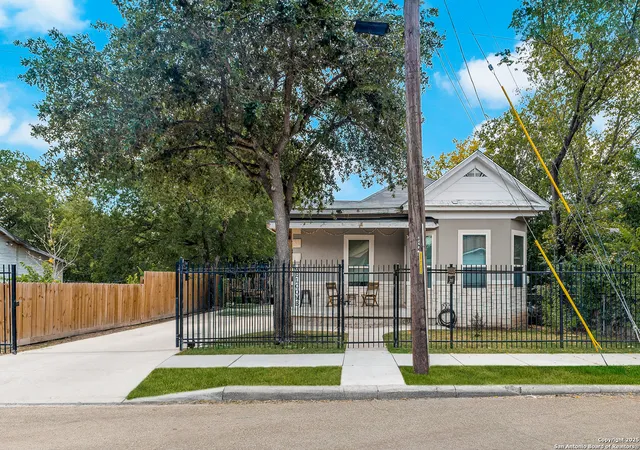 1st image of 626 Gould, San Antonio, TX 78207 | MLS# 1925562