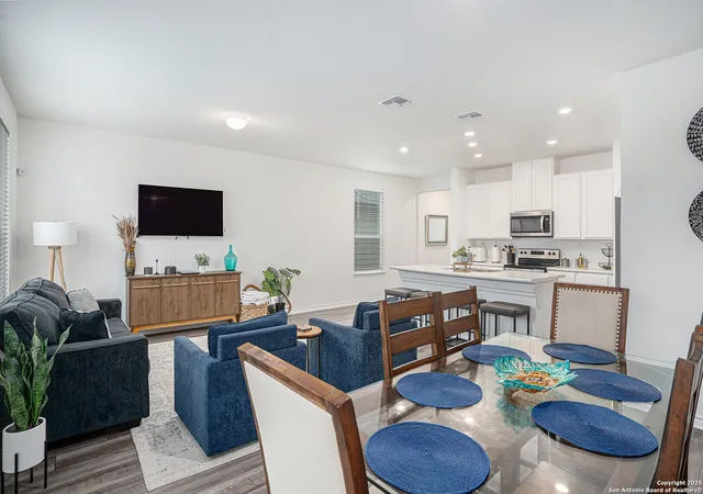 5th image of 4646 Nightstar, Von Ormy, TX 78073 | MLS# 1925580