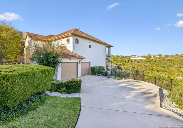 Photo 3 of Sale Pending at 19324 Strauss, San Antonio, TX 78256 | MLS# 1925593 | Listing updated on 2026-03-10