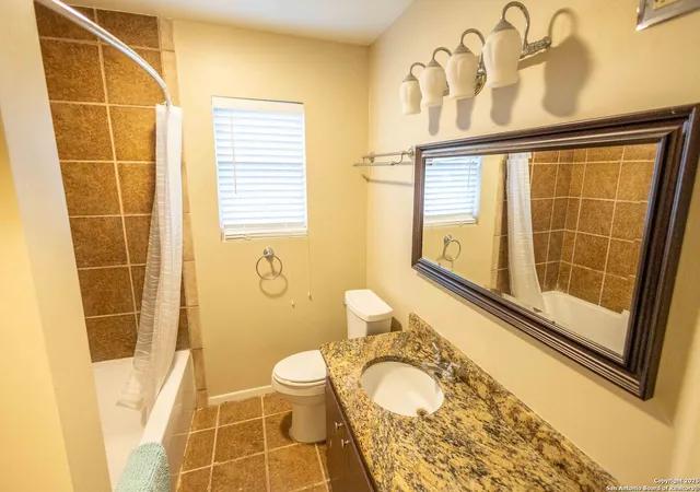24th image of 330 Louise, Uvalde, TX 78801 | MLS# 1925595
