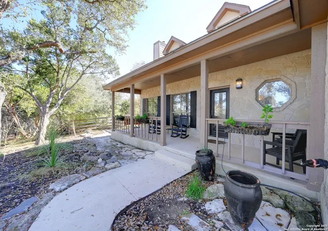 Photo 2 of Sale Pending at 26011 Apache Crk, San Antonio, TX 78260 | MLS# 1925601 | Listing updated on 2026-03-06
