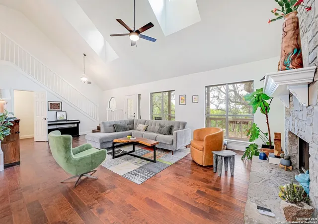 Photo 4 of Sale Pending at 26011 Apache Crk, San Antonio, TX 78260 | MLS# 1925601 | Listing updated on 2026-03-06