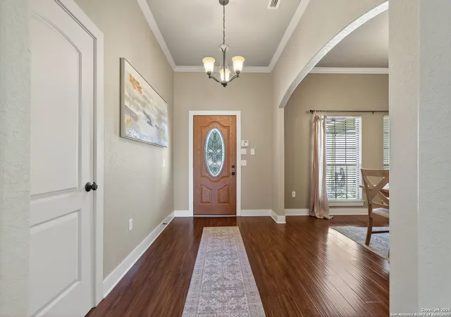 Photo 4 of Single family home for sale at 905 Cypress Pass, Spring Branch, TX 78070 | MLS# 1925643 | Listing updated on 2026-04-20