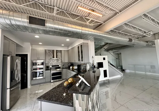Photo 4 of Condo for sale at 7701 Wurzbach Rd #2301, San Antonio, TX 78229 | MLS# 1925657 | Listing updated on 2025-12-12