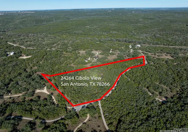 Photo 3 of Sale Pending at 24264 Cibolo View, San Antonio, TX 78266 | MLS# 1925672 | Listing updated on 2026-02-12