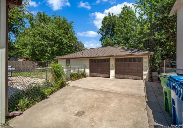 29th image of 515 Frost, San Antonio, TX 78201 | MLS# 1925674