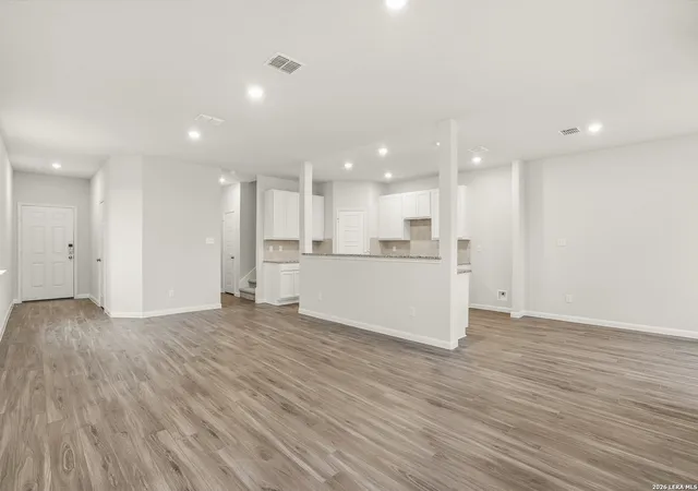 5th image of 11103 Luckenbach Loop, Converse, TX 78109 | MLS# 1925701