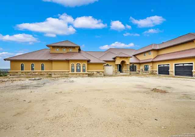 Photo 1 of Sale Pending at 28860 Verde Mountain Trl, San Antonio, TX 78261 | MLS# 1925735 | Listing updated on 2025-12-11
