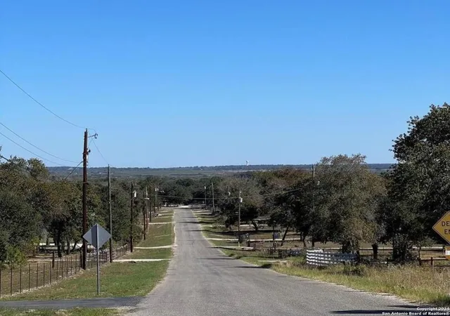 Photo 3 of Sale Pending at 267 County Rd 6861, Natalia, TX 78059 | MLS# 1925762 | Listing updated on 2026-02-05