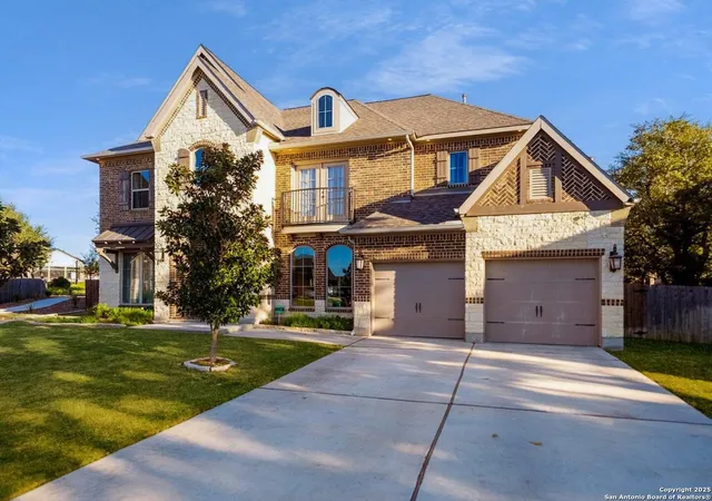 Photo 2 of Sale Pending at 108 Turtle Crk, Boerne, TX 78006 | MLS# 1925771 | Listing updated on 2026-04-14