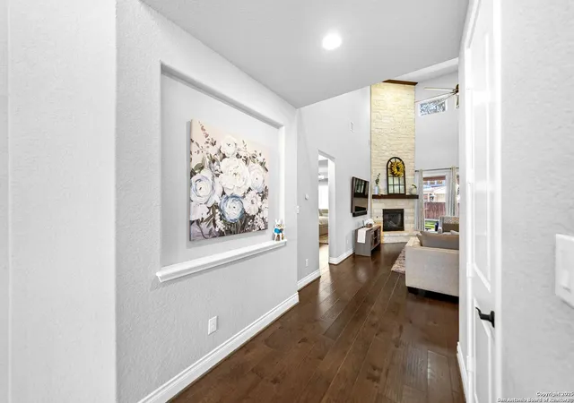 Photo 4 of Sale Pending at 108 Turtle Crk, Boerne, TX 78006 | MLS# 1925771 | Listing updated on 2026-04-14
