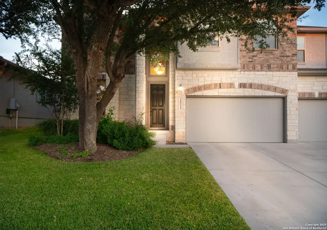 Photo 3 of Sale Pending at 16514 Sierra Linda, Helotes, TX 78023 | MLS# 1925789 | Listing updated on 2026-02-19