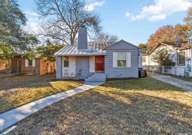 Photo 1 of Single family home for sale at 410 S Park Blvd, San Antonio, TX 78204 | MLS# 1925825 | Listing updated on 2026-03-31