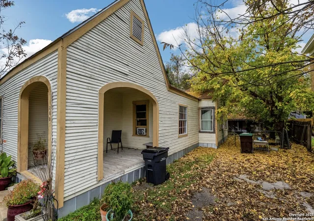 1st image of 2031 W Kings, San Antonio, TX 78201 | MLS# 1925875