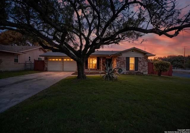 Photo 1 of Sale Pending at 3203 Quakertown, San Antonio, TX 78230 | MLS# 1925885 | Listing updated on 2026-01-16