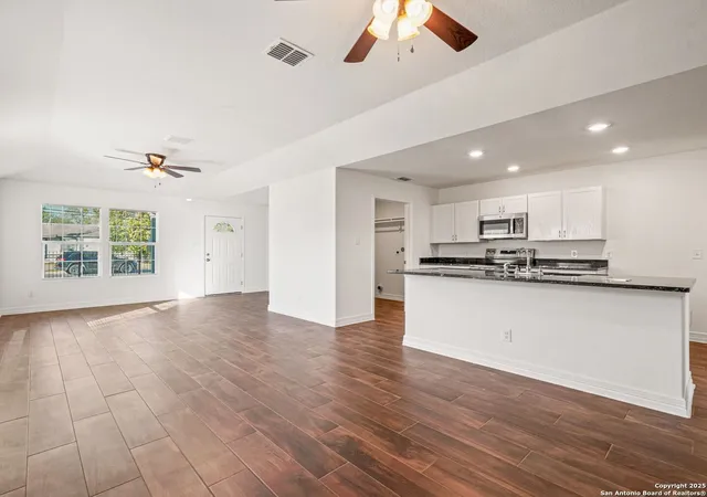 Photo 3 of Sale Pending at 250 Bundy, San Antonio, TX 78220 | MLS# 1925947 | Listing updated on 2026-02-23