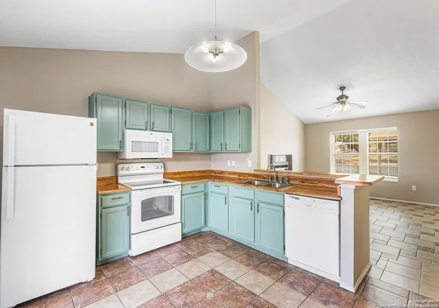 Homes for sale in San Antonio, TX | 10254 Dover Rdg #806, San Antonio, TX 78250 | MLS# 1925961