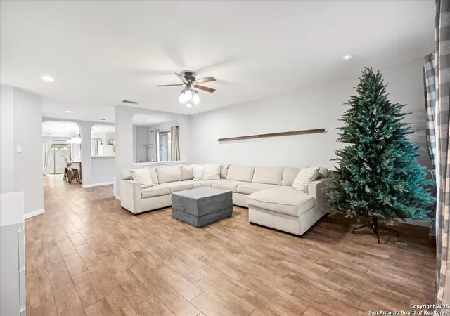 Photo 4 of Sale Pending at 8454 Shooting Quail, San Antonio, TX 78250 | MLS# 1925968 | Listing updated on 2026-02-09
