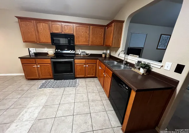 Photo 4 of Single family home for sale at 7527 Perseus Sound, San Antonio, TX 78252 | MLS# 1926076 | Listing updated on 2026-03-16