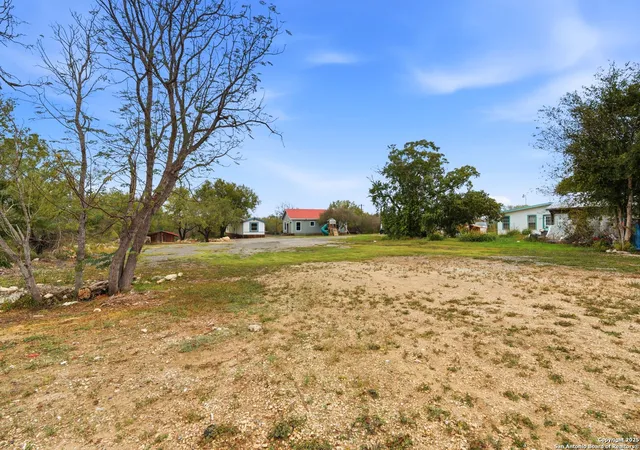 Photo 3 of Sale Pending at 9455 S Foster Rd, San Antonio, TX 78222 | MLS# 1926087 | Listing updated on 2026-02-03