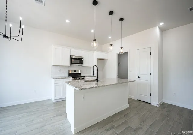 Photo 3 of Sale Pending at 16720 Llano Estacado, Atascosa, TX 78002 | MLS# 1926119 | Listing updated on 2026-01-01