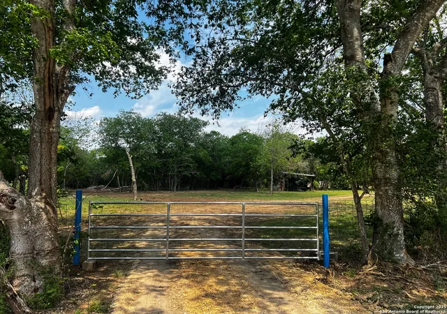 4th image of 304 County Road 6611 Tract #3, Devine, TX 78016 | MLS# 1926127