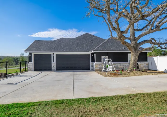 3rd image of 108 Timber Heights, La Vernia, TX 78121 | MLS# 1926130