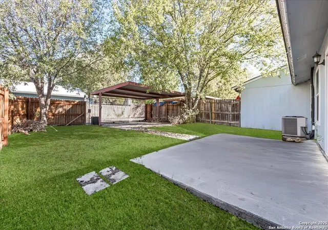 Photo 3 of Sale Pending at 6903 Neston Dr, San Antonio, TX 78239 | MLS# 1926149 | Listing updated on 2026-01-02