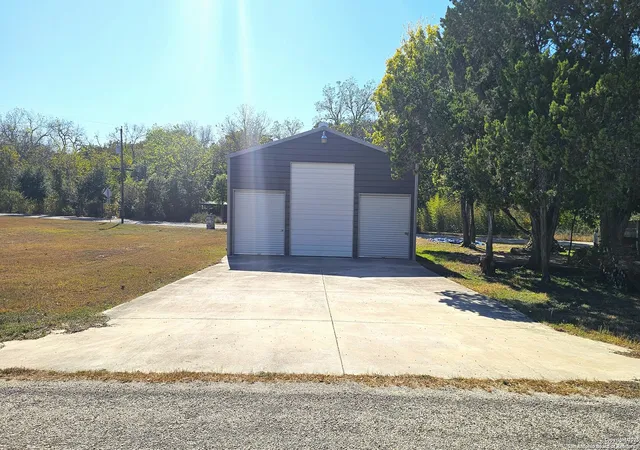 Photo 3 of Land for sale at 530 Robin Nest, Canyon Lake, TX 78133 | MLS# 1926166 | Listing updated on 2025-12-14