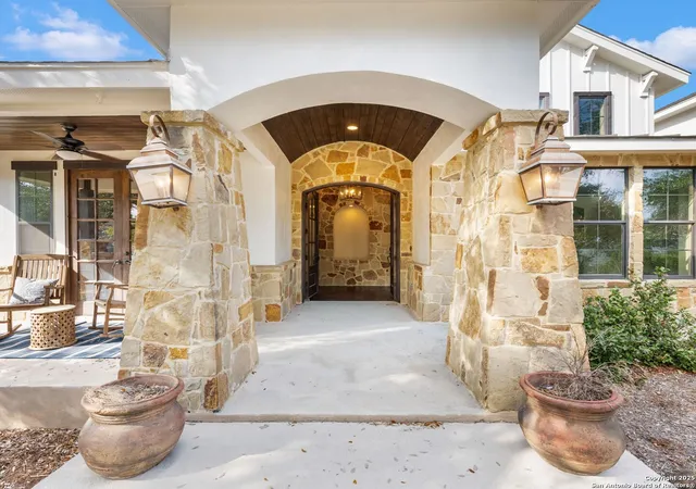 Photo 3 of Sale Pending at 382 Upland Ct, Canyon Lake, TX 78133 | MLS# 1926299 | Listing updated on 2026-03-31