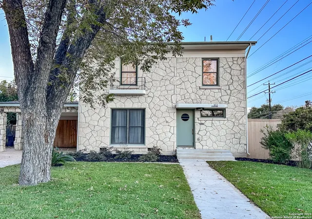 Homes for sale in Olmos Park, TX | 102 Luther, Olmos Park, TX 78212 | MLS# 1926312