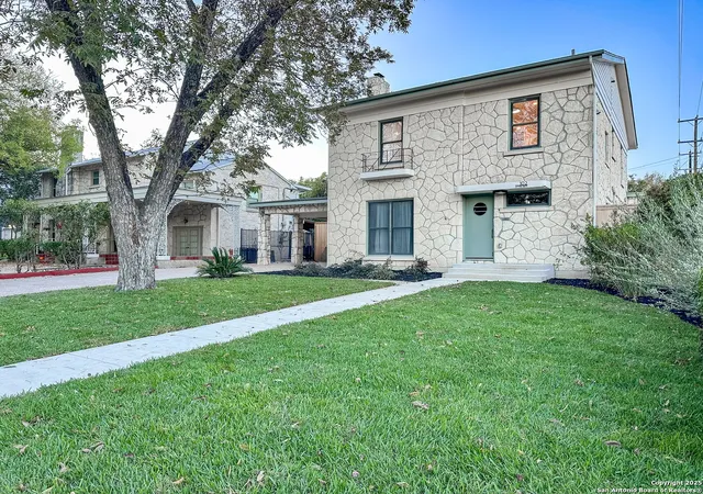Homes for sale in Olmos Park, TX | 102 Luther, Olmos Park, TX 78212 | MLS# 1926312