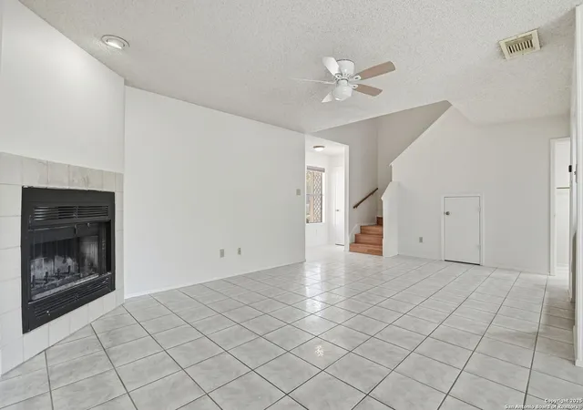 Photo 4 of Single family home for sale at 8702 Stream Cir, San Antonio, TX 78250 | MLS# 1926313 | Listing updated on 2026-03-22