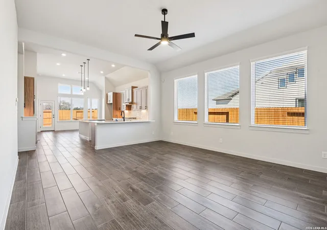 4th image of 2122 Shepards Street, Seguin, TX 78155 | MLS# 1926388