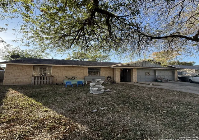 Photo 2 of Sale Pending at 5914 Woodgreen, San Antonio, TX 78218 | MLS# 1926389 | Listing updated on 2026-03-09