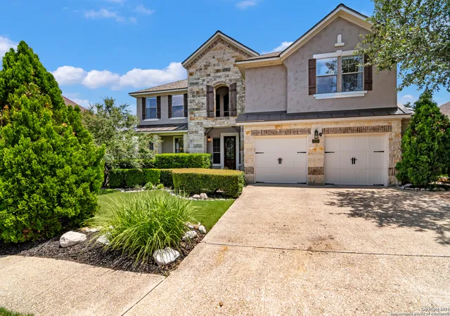 Photo 3 of Sale Pending at 1214 Ashbury Bay, San Antonio, TX 78258 | MLS# 1926463 | Listing updated on 2026-01-19