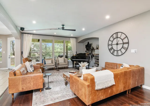 Photo 4 of Sale Pending at 1214 Ashbury Bay, San Antonio, TX 78258 | MLS# 1926463 | Listing updated on 2026-01-19