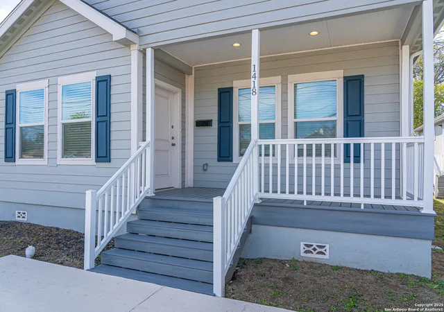 Homes for sale in San Antonio, TX | 1418 Burleson, San Antonio, TX 78202 | MLS# 1926471