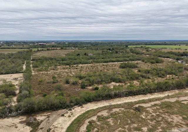 48th image of 000 W County Road 681, Lytle, TX 78052 | MLS# 1926486