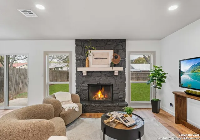 Photo 4 of Sale Pending at 14410 Briarberry St, San Antonio, TX 78247 | MLS# 1926547 | Listing updated on 2026-01-01
