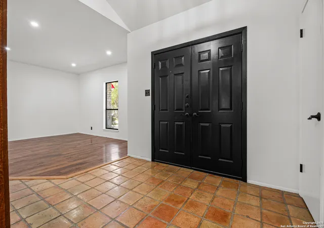 Photo 4 of Sale Pending at 3606 Boulder Peak, San Antonio, TX 78247 | MLS# 1926567 | Listing updated on 2026-01-22