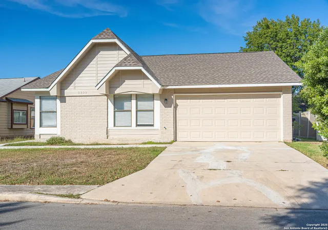 Photo 2 of Sale Pending at 8939 Mansfield, San Antonio, TX 78251 | MLS# 1926592 | Listing updated on 2026-01-09
