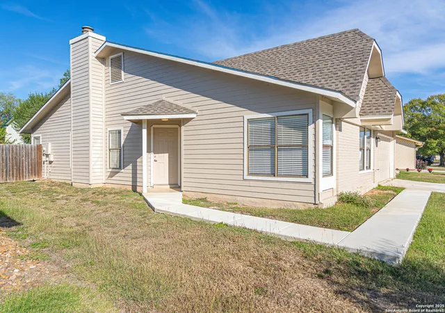 Photo 3 of Sale Pending at 8939 Mansfield, San Antonio, TX 78251 | MLS# 1926592 | Listing updated on 2026-01-09