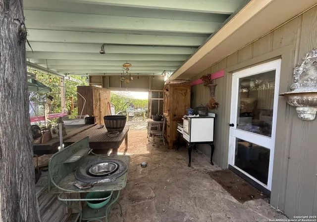 Photo 3 of Single family home for sale at 405 Fox Hall, San Antonio, TX 78213 | MLS# 1926631 | Listing updated on 2025-12-16