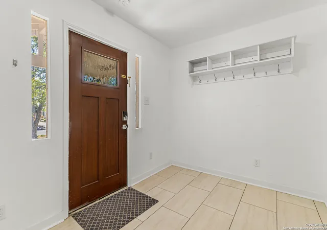 3rd image of 147 Larchmont, San Antonio, TX 78209 | MLS# 1926647