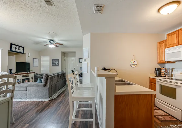 Photo 2 of Single family home for sale at 3211 Stoney Grv, San Antonio, TX 78247 | MLS# 1926659 | Listing updated on 2026-04-26