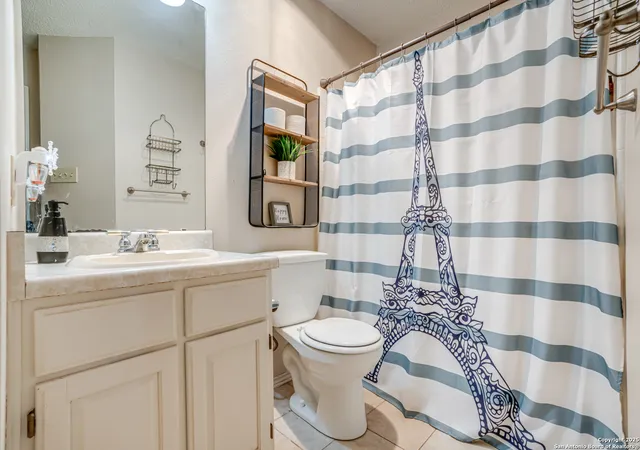 Photo 3 of Single family home for sale at 3211 Stoney Grv, San Antonio, TX 78247 | MLS# 1926659 | Listing updated on 2026-04-26