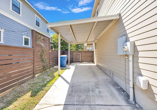 Homes for sale in San Antonio, TX | 1162 N Olive St, San Antonio, TX 78202 | MLS# 1926771