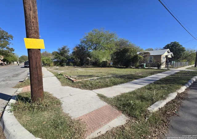 2nd image of 2019 El Paso, San Antonio, TX 78207 | MLS# 1926926
